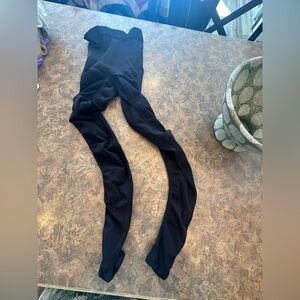 SKIMS Black Shape Wear Leggings Size L/XL